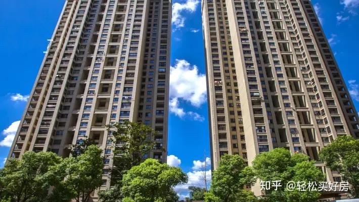徐汇内环边次新品质小区,两年涨了200万! - 知乎