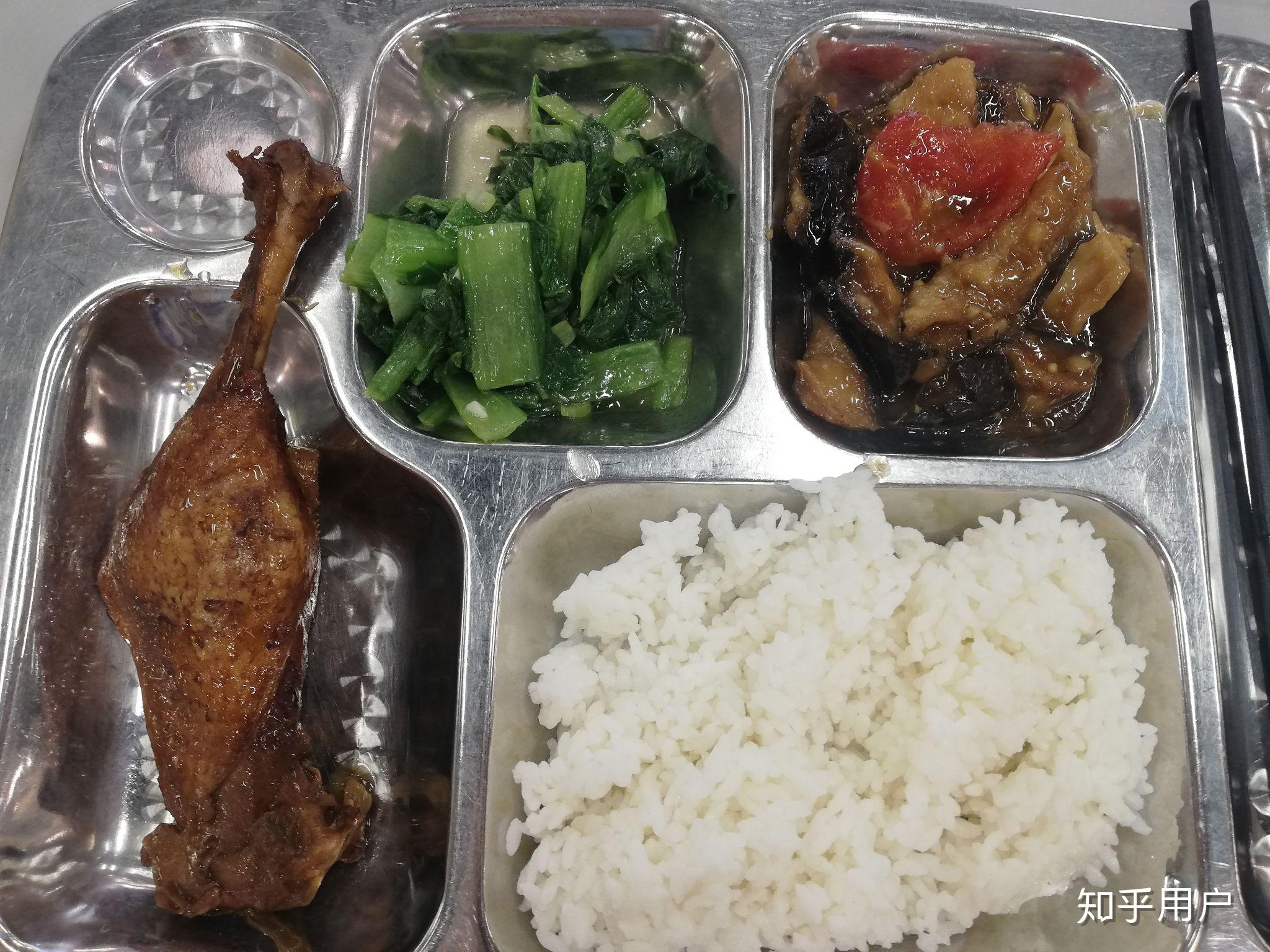 磐石高中校園廚房: 1040521晚餐菜色