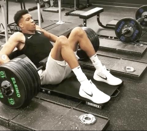 天赋?身体?字母哥是如何进化为「希腊怪兽」的?