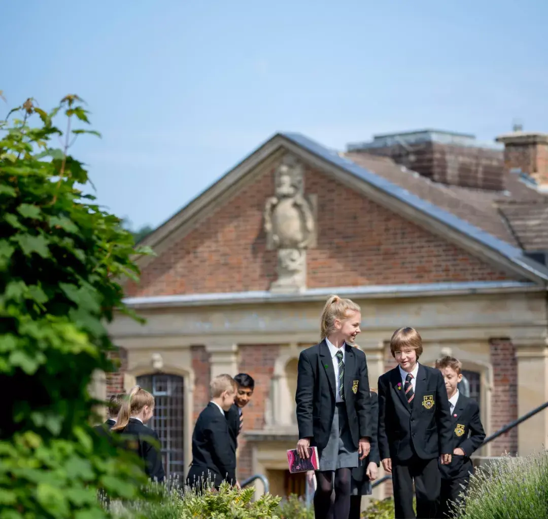 凱特王妃母校招生十餘所英國貴族學校聯袂來華