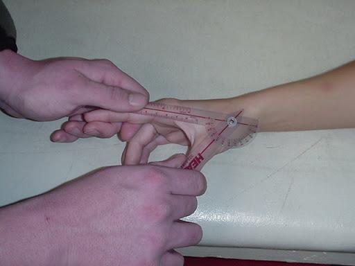 小小拇指的关节活动度测量内含大学问