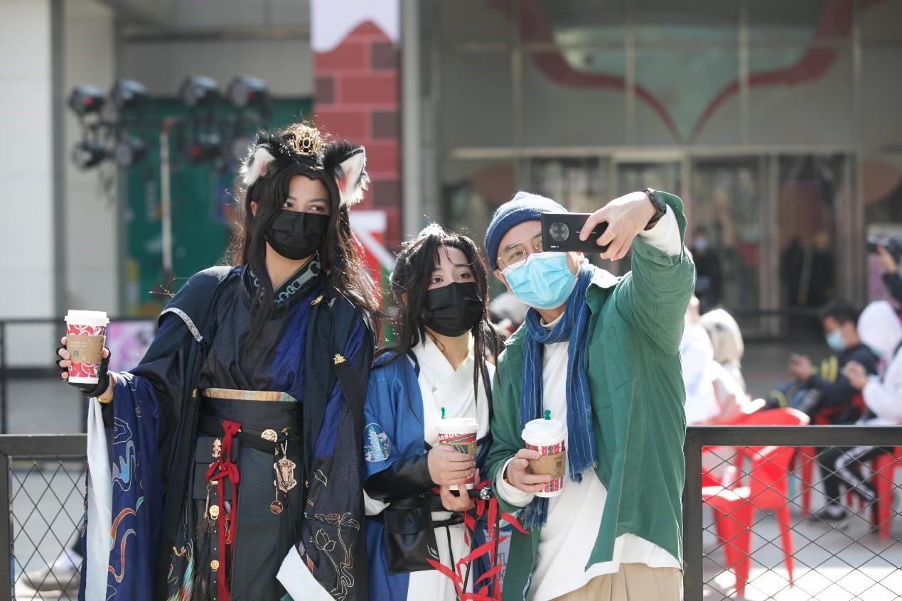 活動特邀微博,b站超人氣coser夙胤言生首登鷺島,同時開啟《邪王追妻》