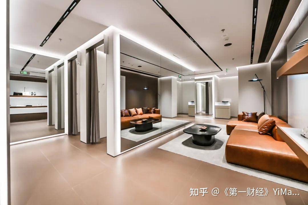 URBAN REVIVO:不断突破,用时尚的方式重塑快时尚 - 知乎