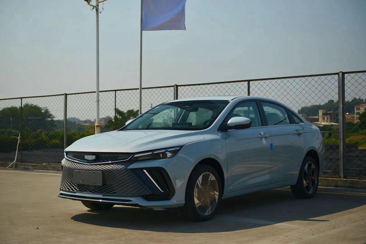 Geely Emgrand L Hi·P