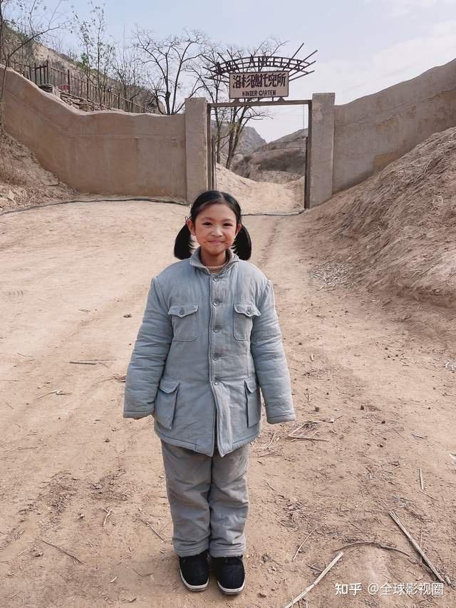 姚瑶啊摇篮杀青上海8岁女孩演绎洛杉矶托儿所革命娃的辛苦历程