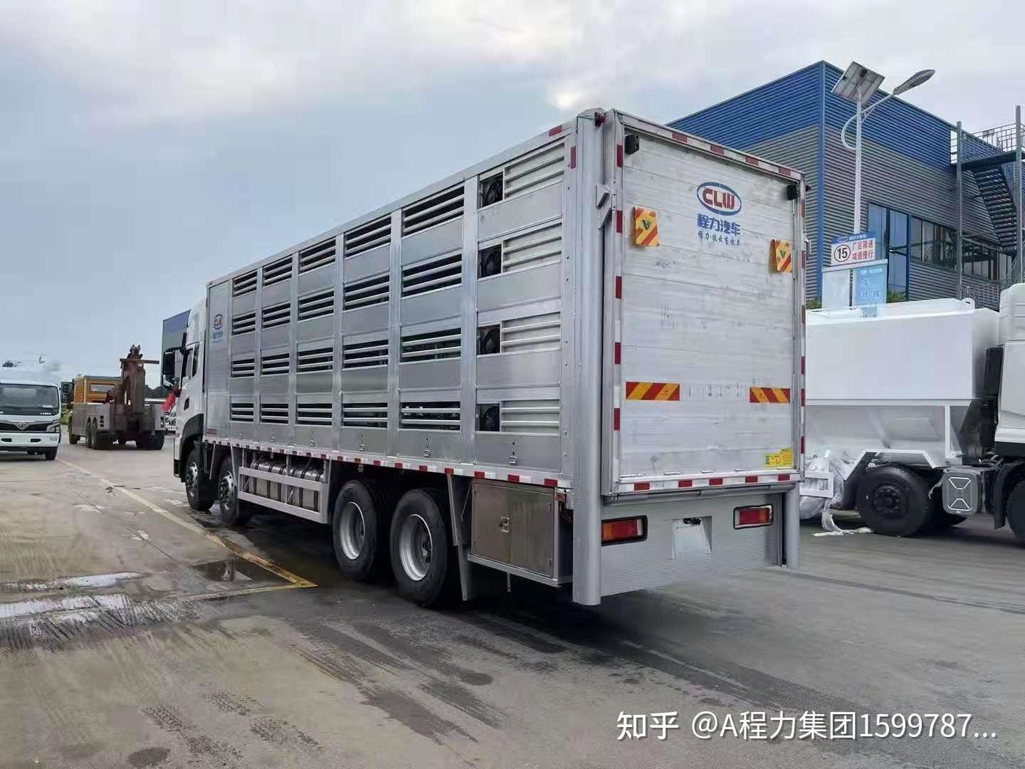 东风天龙前四后八96米全铝合金恒温运猪车