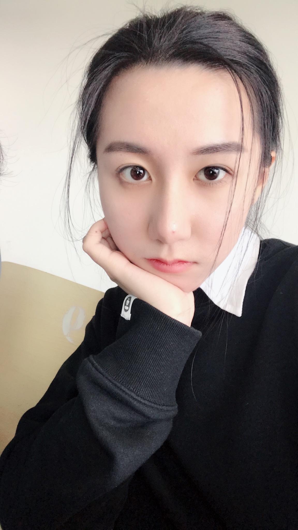 高鼻梁的女生是什么体验