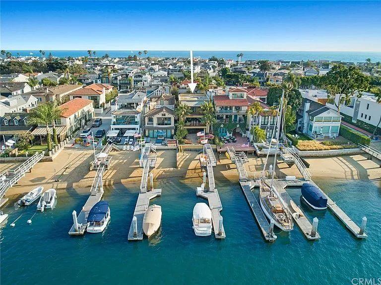 南加州新港滩,凭什么那么贵?