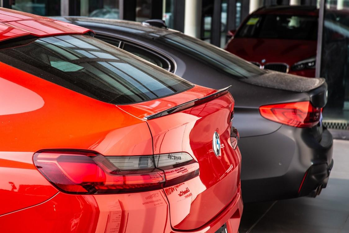 如何激活 x3 m / x4 m 的弹射起步?