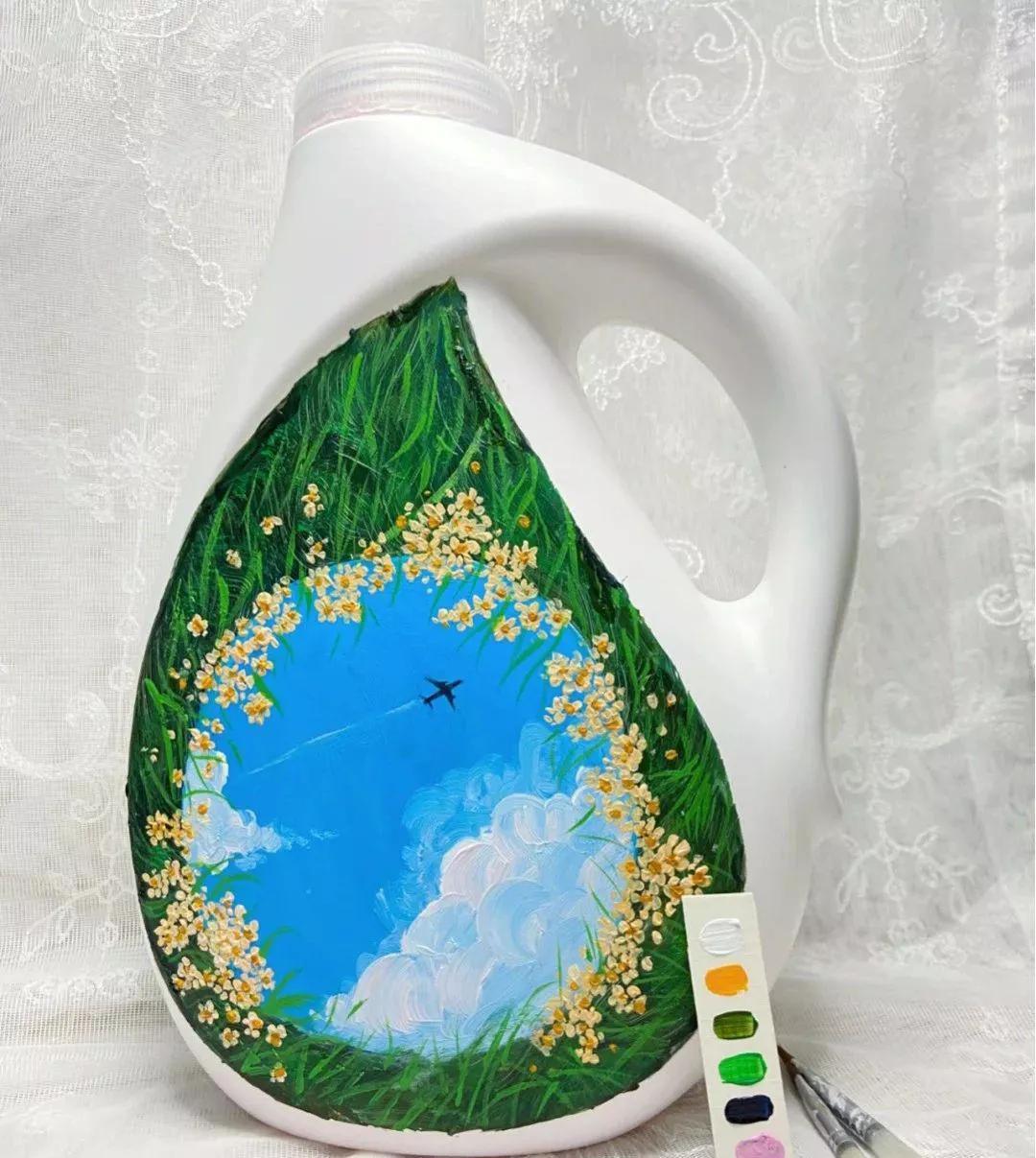 废旧瓶子不要扔一招教你变废为宝