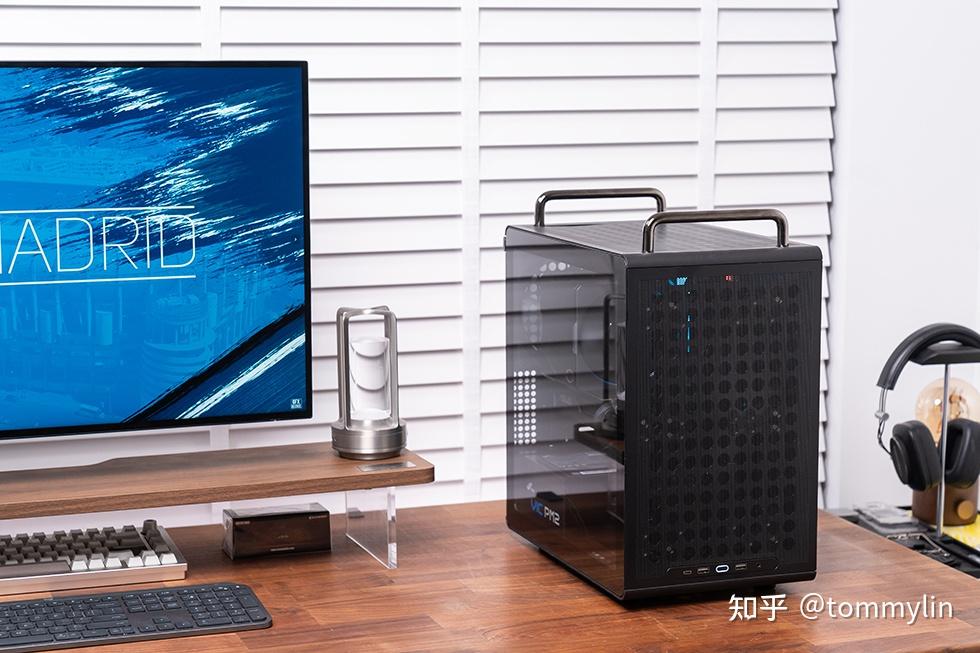 立方工装极简风,酷冷 Qube 酷方 340 桌面主机搭建分享