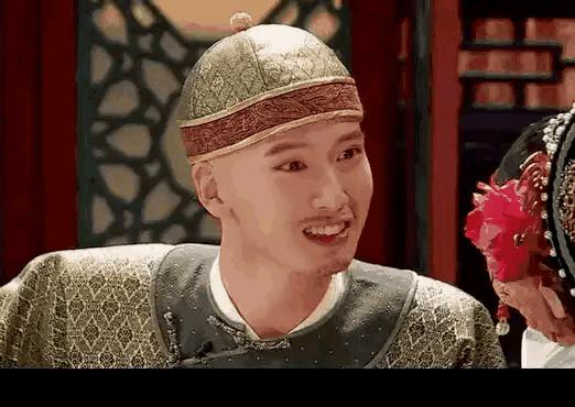 陈凯歌护犊子被嘲改编甄嬛传超尴尬还能拍好吴京吗