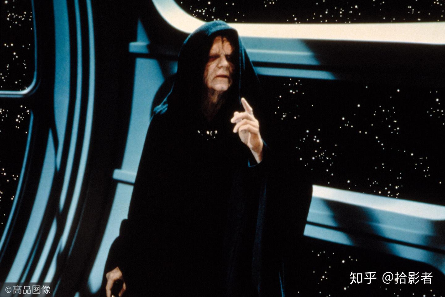 那些酷爱兜帽的角色都不是一般人