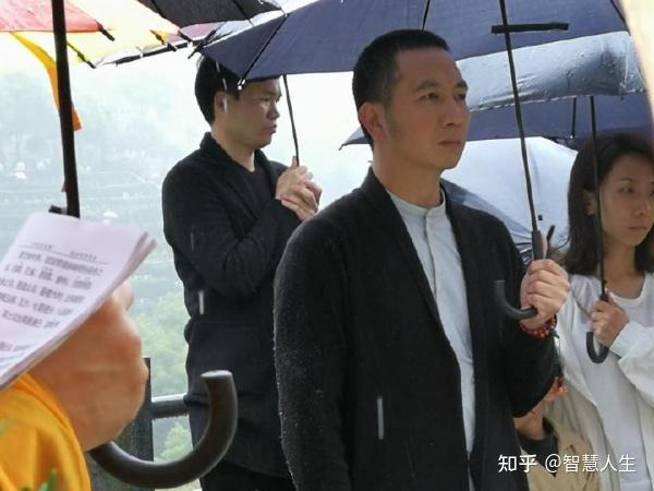 莫焕晶没死林生斌事件上演狸猫换太子曾和小乐一起直播