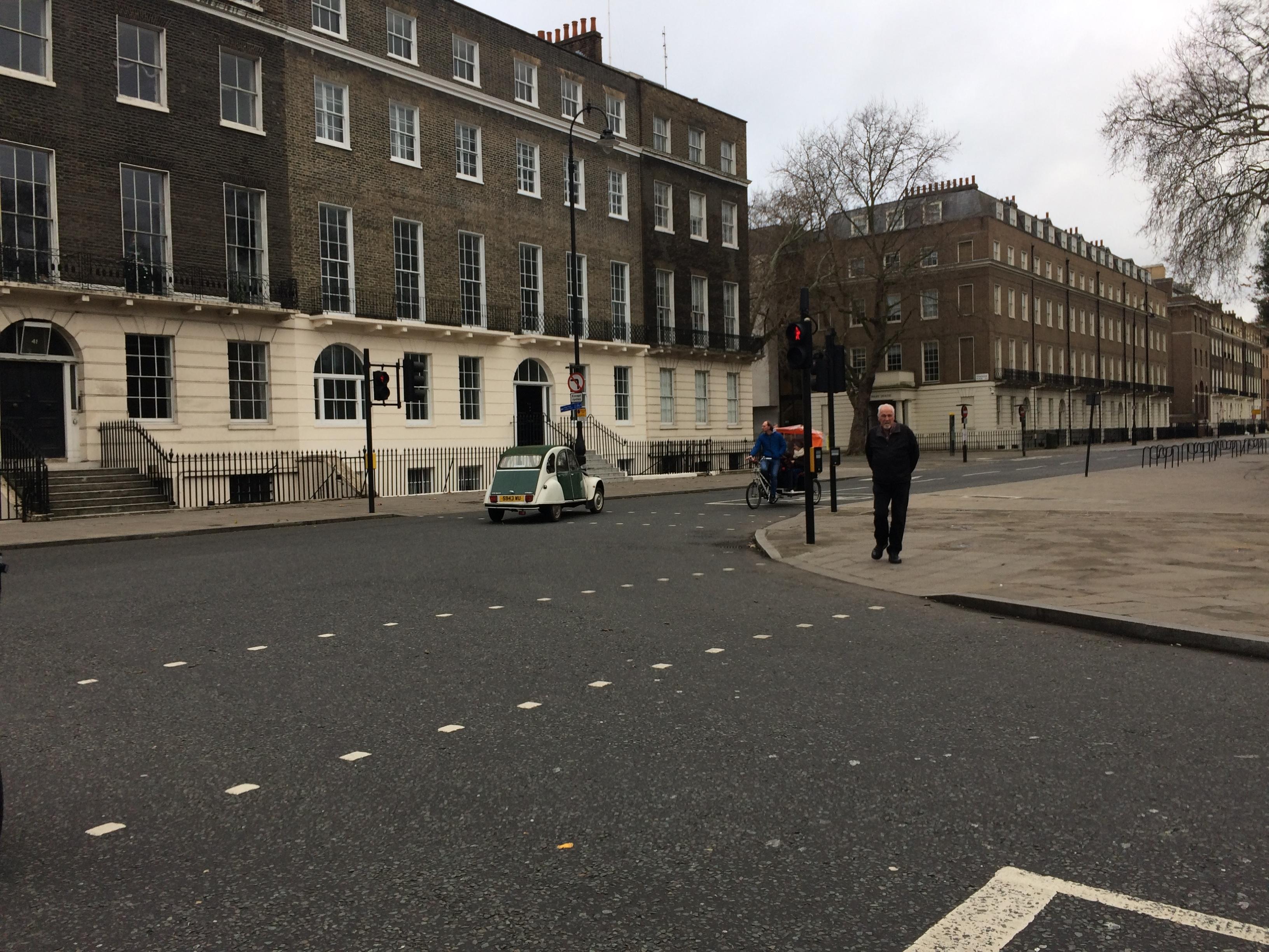 圣诞节期间在伦敦旅游是什么样的体验?