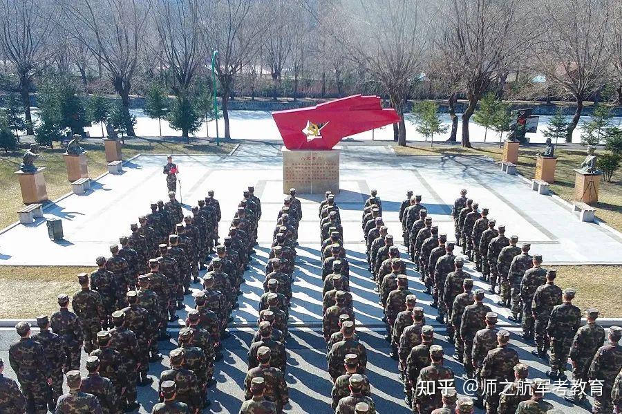 义务兵服役期满，如何在部队留队？ - 知乎