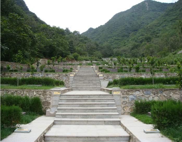 怀柔九公山陵园多少钱是泰康的吗01061775988