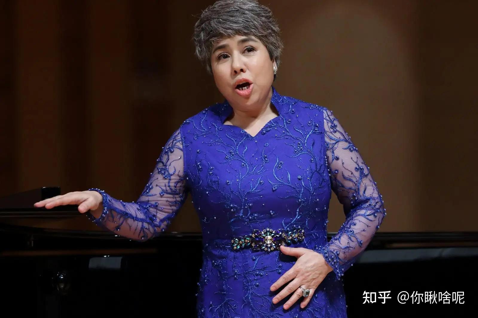 歌唱家迪里拜尔辉煌背后的泪水与坎坷丧夫后的晚年生活怎样