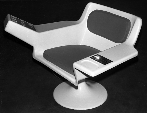 图4.15 指挥室里的椅子