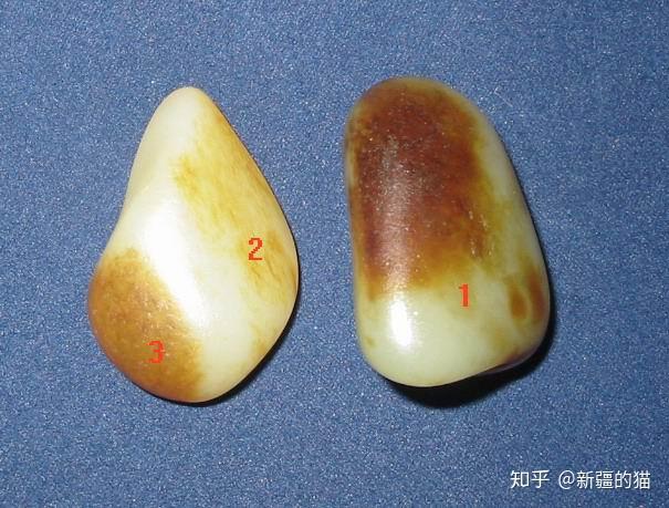 和田玉关于一种低端染色假皮的对比说明