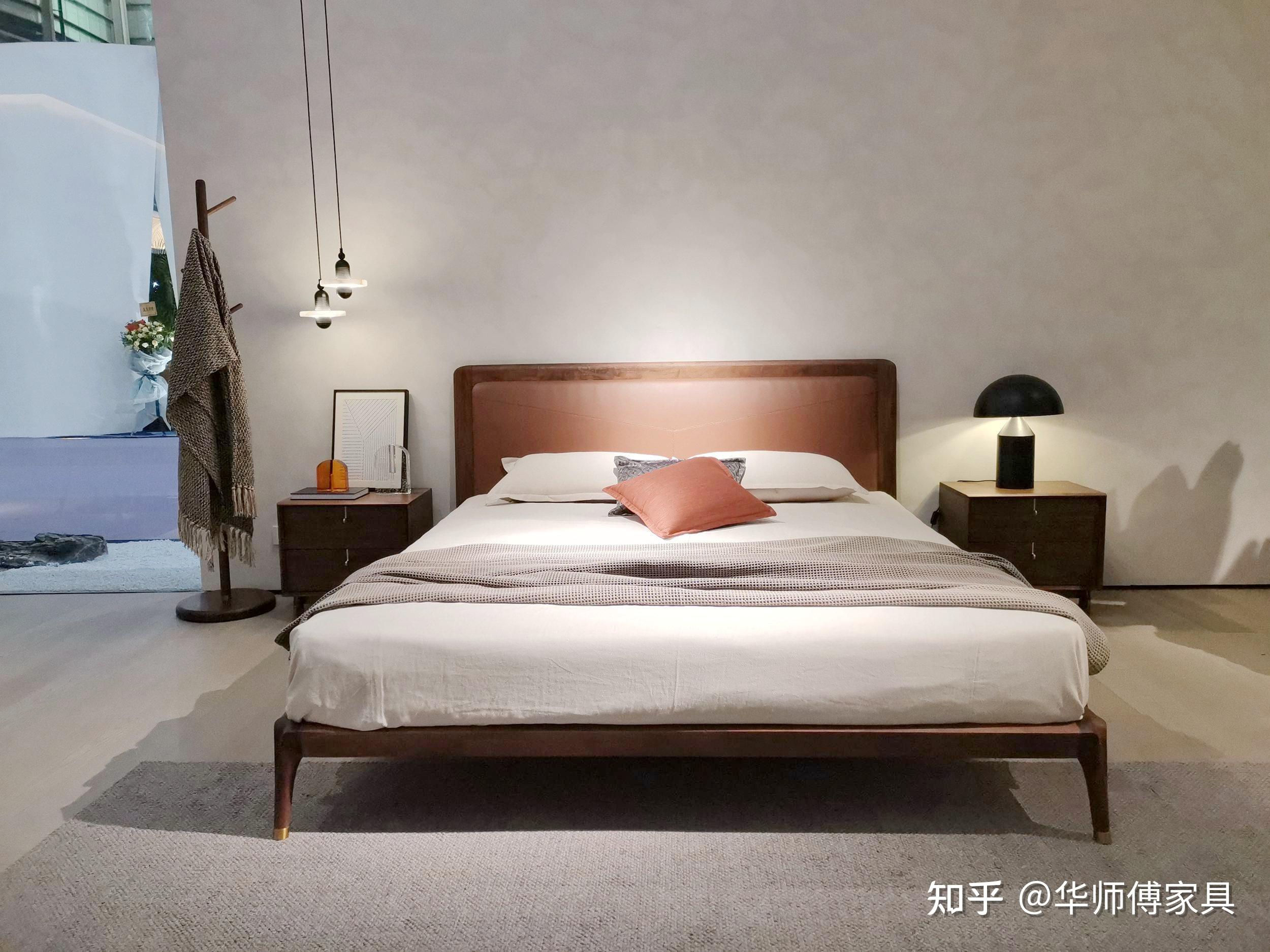 高光时刻华师傅极简现代整体家居惊艳亮相3月展