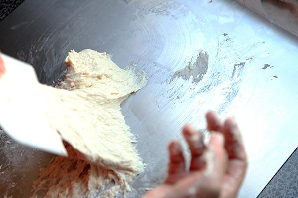 手揉手套膜好难实操教你正确揉面手法