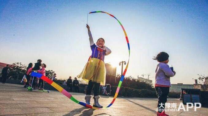 信阳人的周末嗨翻天有吃有玩有太阳