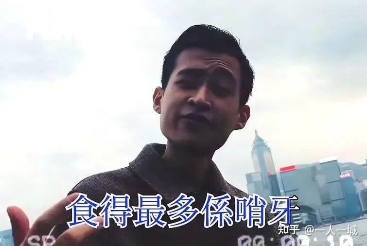 28岁帅哥患癌后裸捐80万给自己开欢送会放飞自我成癫