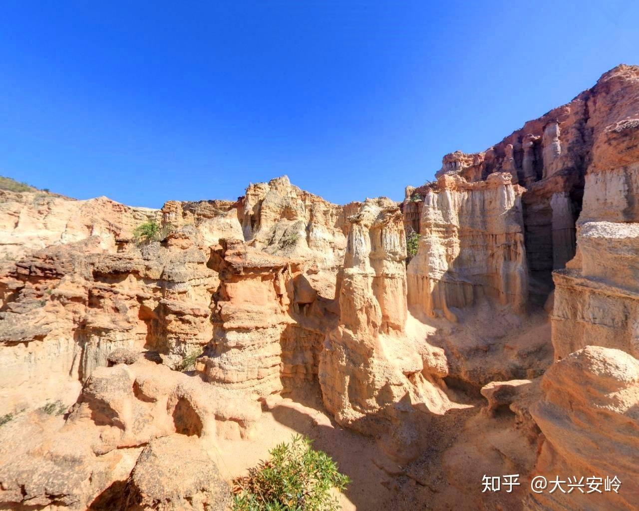 千姿百態鬼斧神工神秘莫測粗獷原始的雲南元謀土林奇觀