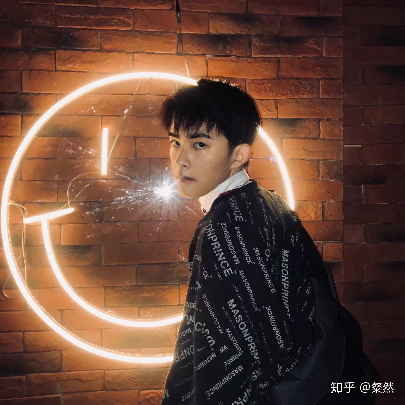 什么样的男生长大最帅 v2-a954f3c0991203f3e4fb44c0d419c3de_r.jpg
