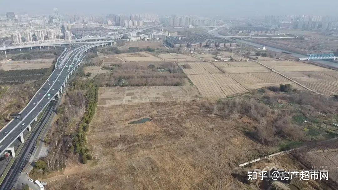 2宗宅地共揽金2.72亿元！海宁迎来2024年首场宅地土拍！ - 知乎
