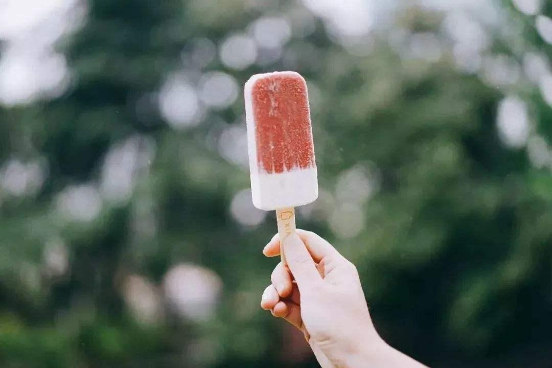科普丨夏季吃冰小心肚子疼!炎炎夏日更应注意腹部保暖 - 知乎