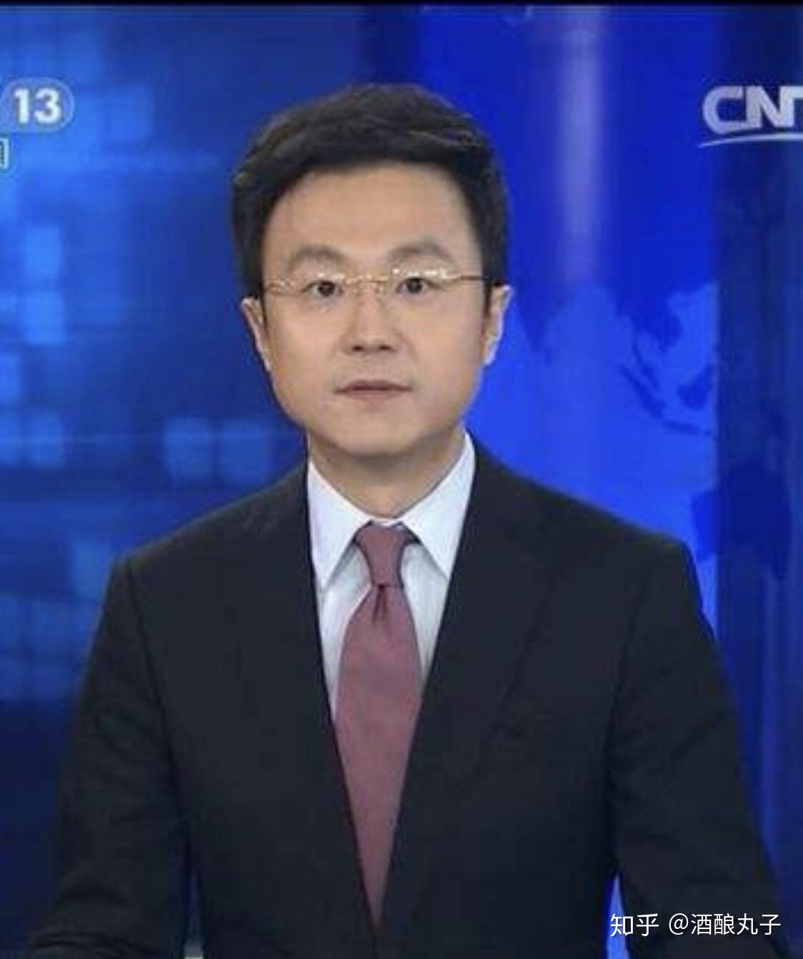 新闻联播主持人 刚强的眼镜 是哪一款 ? - 知乎
