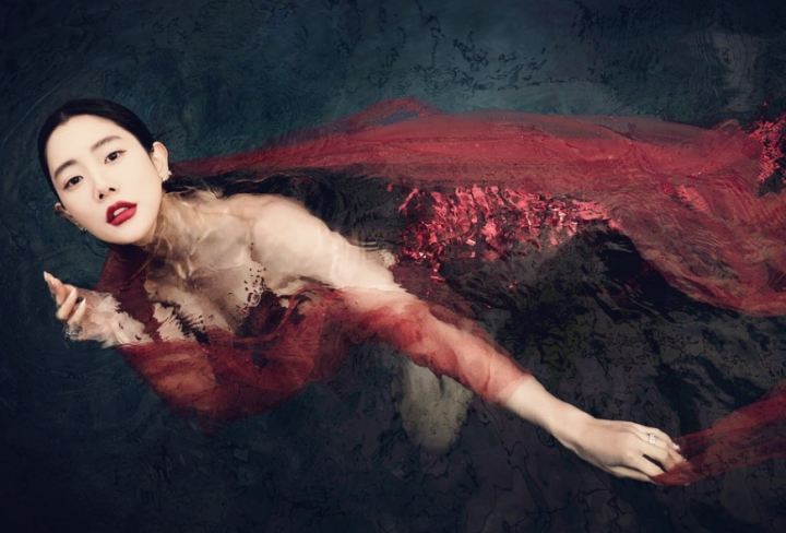 李成敏水下美照完美诠释极致诱惑感不少粉丝表示实在太撩人