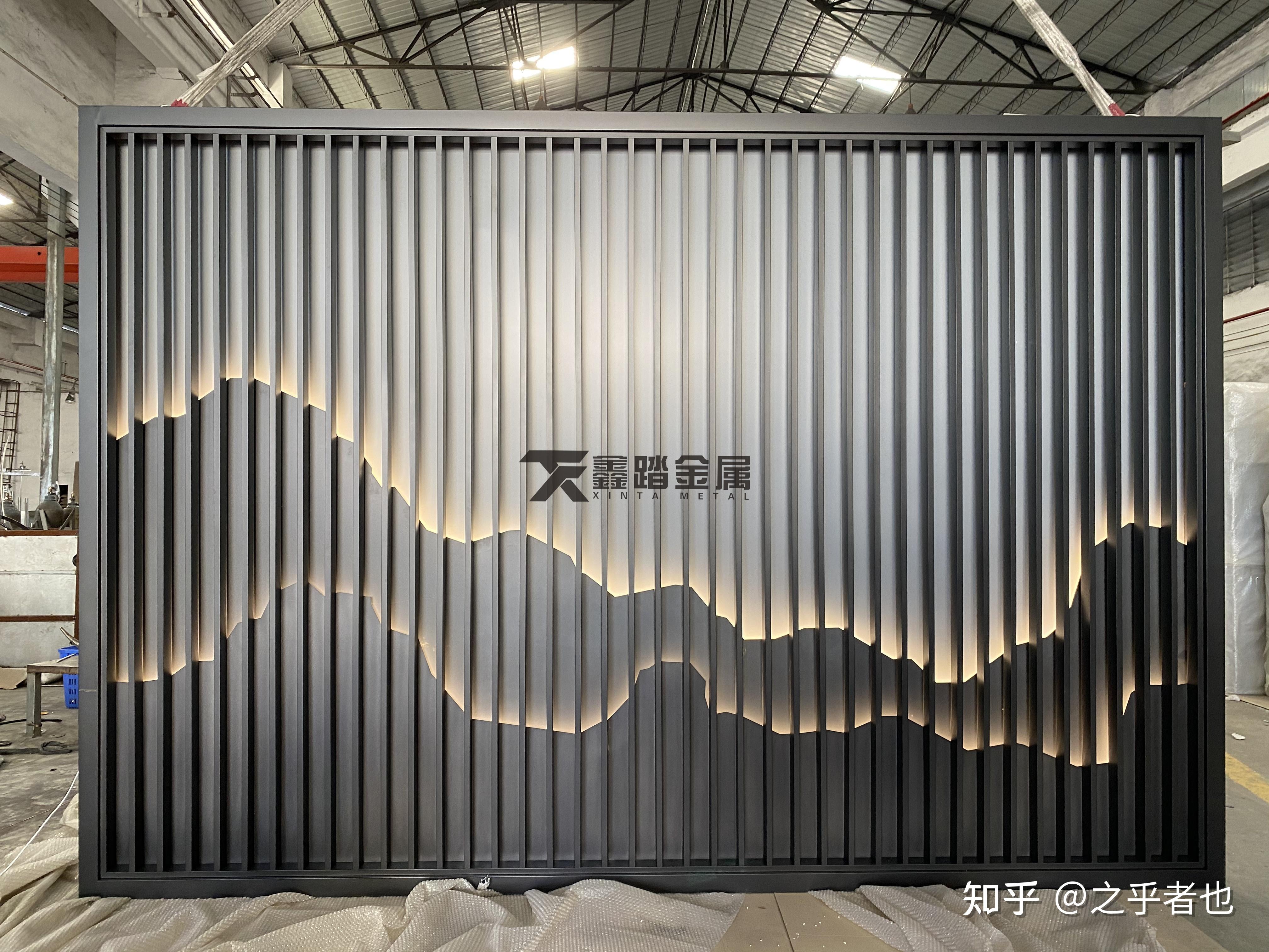 发光不锈钢屏风,山形金属格栅艺术山峦背景墙前卫装饰 - 知乎