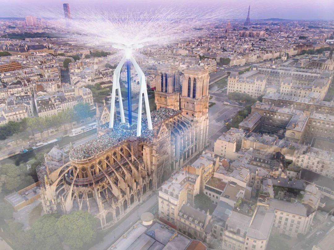 巴黎圣母院发生大火 建筑损毁严重-国际在线