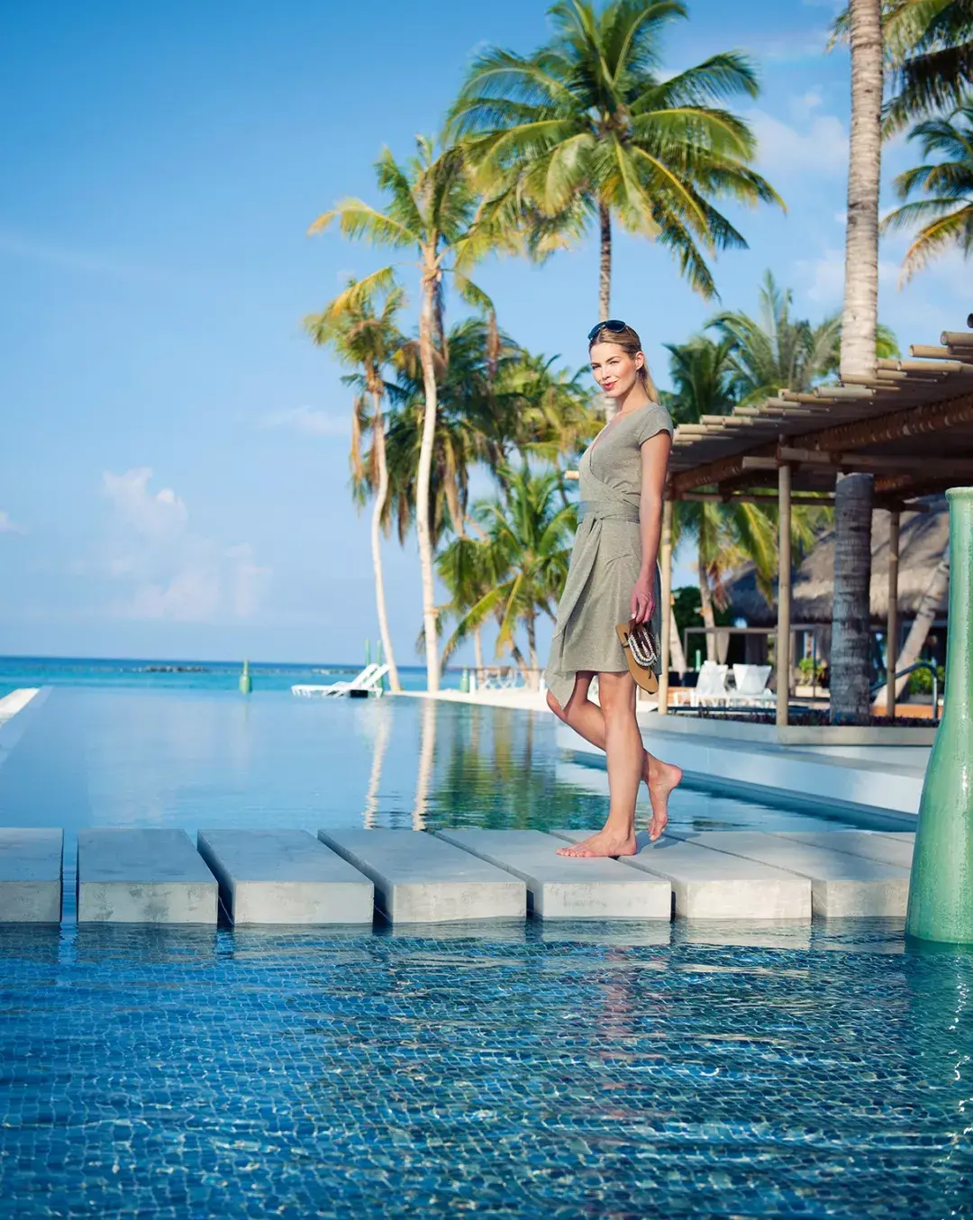 比如海上西餐厅主厨 gaushan desilva 在马代工作二十多年,对本地的