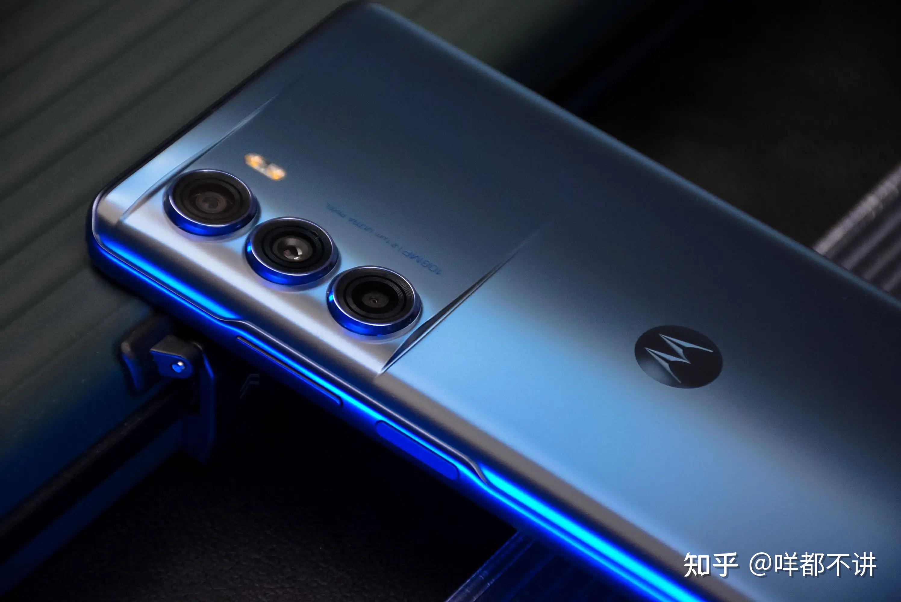 前三名分别是:摩托罗拉edge s30,redmi note 11t pro和iqoo z5x.