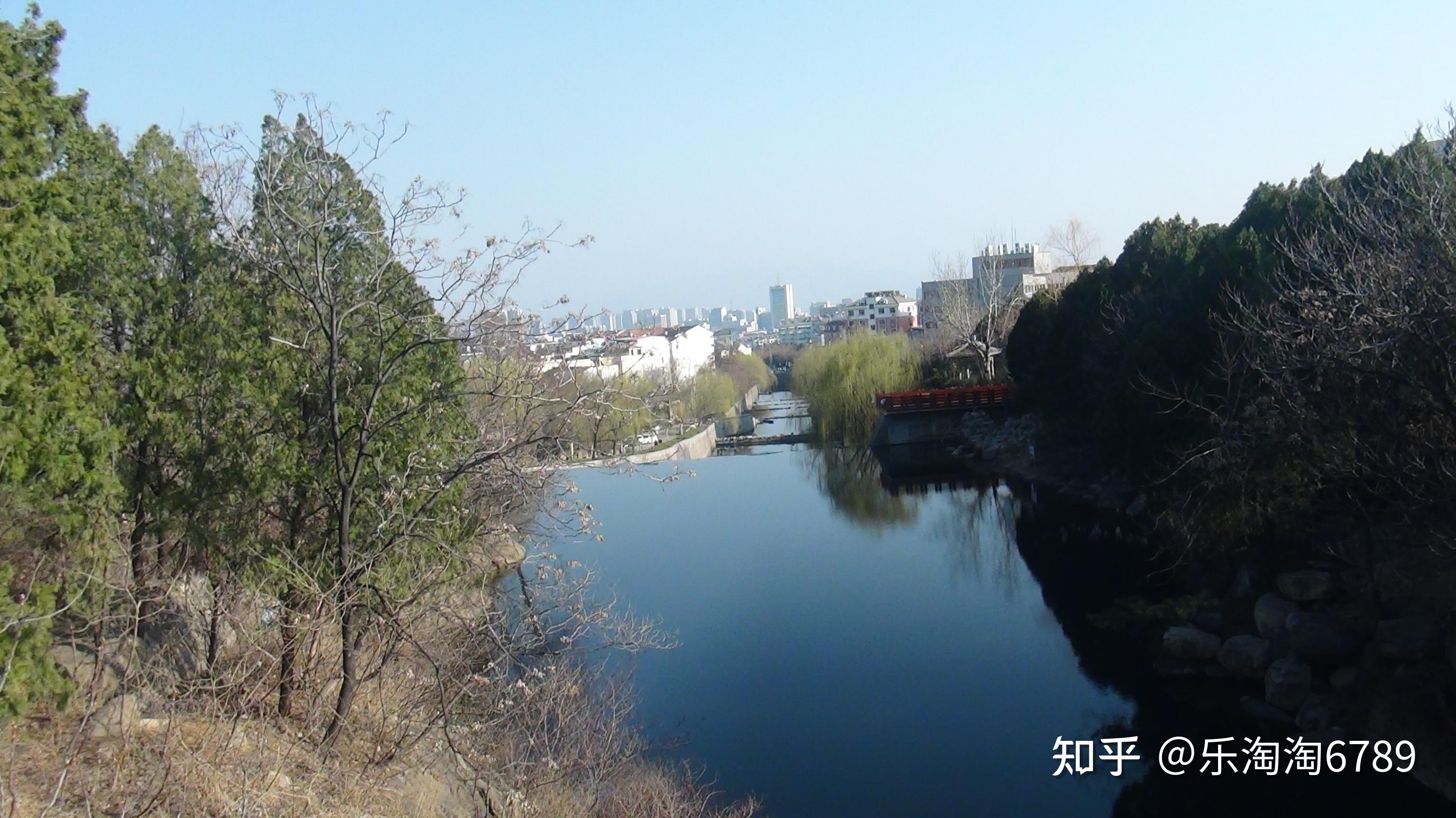 蒿里山