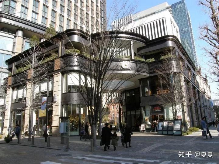 日本东京最大的广场 v2-aa9c74ae8d72053f3a7b4987f77ff202_r.jpg