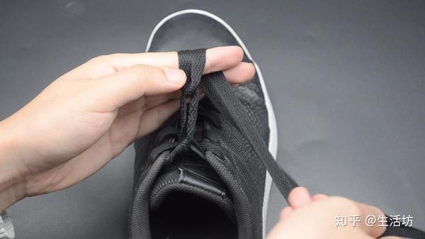 Image showcasing 生活小技巧:教你快速系鞋带的方法,60种视频 ... - 网易