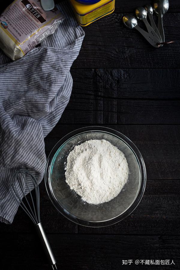 高低筋面粉区别及用途!那些年买高低筋面粉的钱,都白花了!