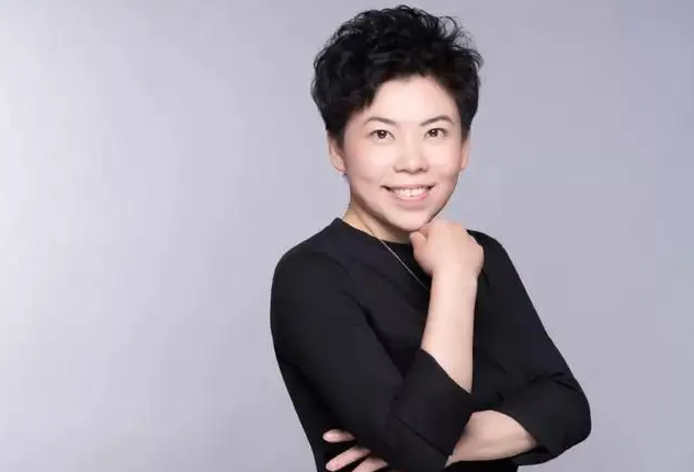 邓亚萍分享去剑桥大学攻读博士的原因在制定规则的地方被藐视了