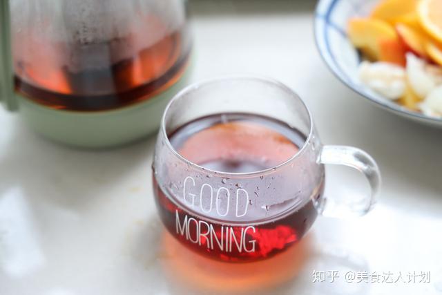 在家自制冰红茶饮料 v2-ab115f2c5d1e4c83e3b290a6bd55ff0a_r.jpg