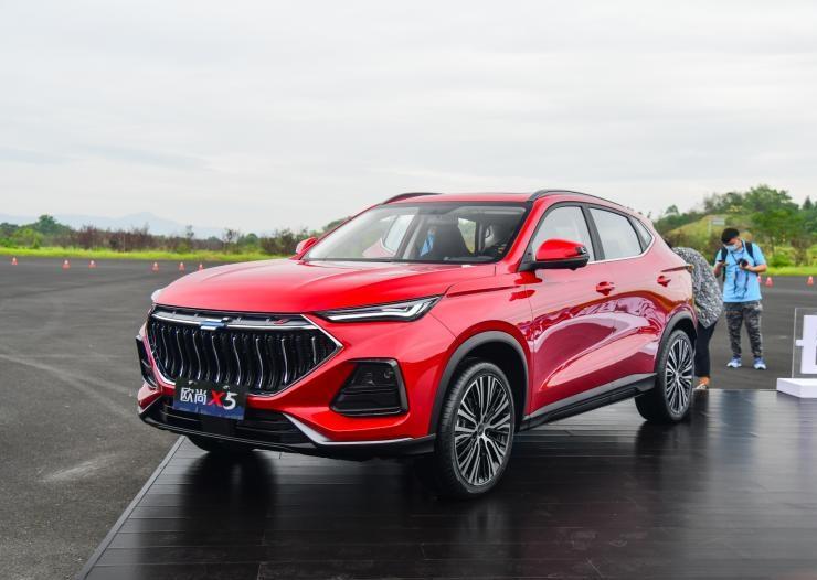 赛道模式的suv v2-ab4c4f633bbcb6c1f83bae93354c0fa9_1440w.jpg?source=172ae18b
