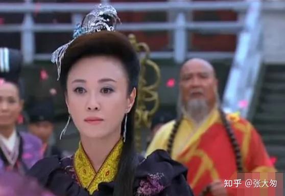 对王牌》《百变大咖秀》《我不是明星》等综艺节目也都有了傅艺伟的