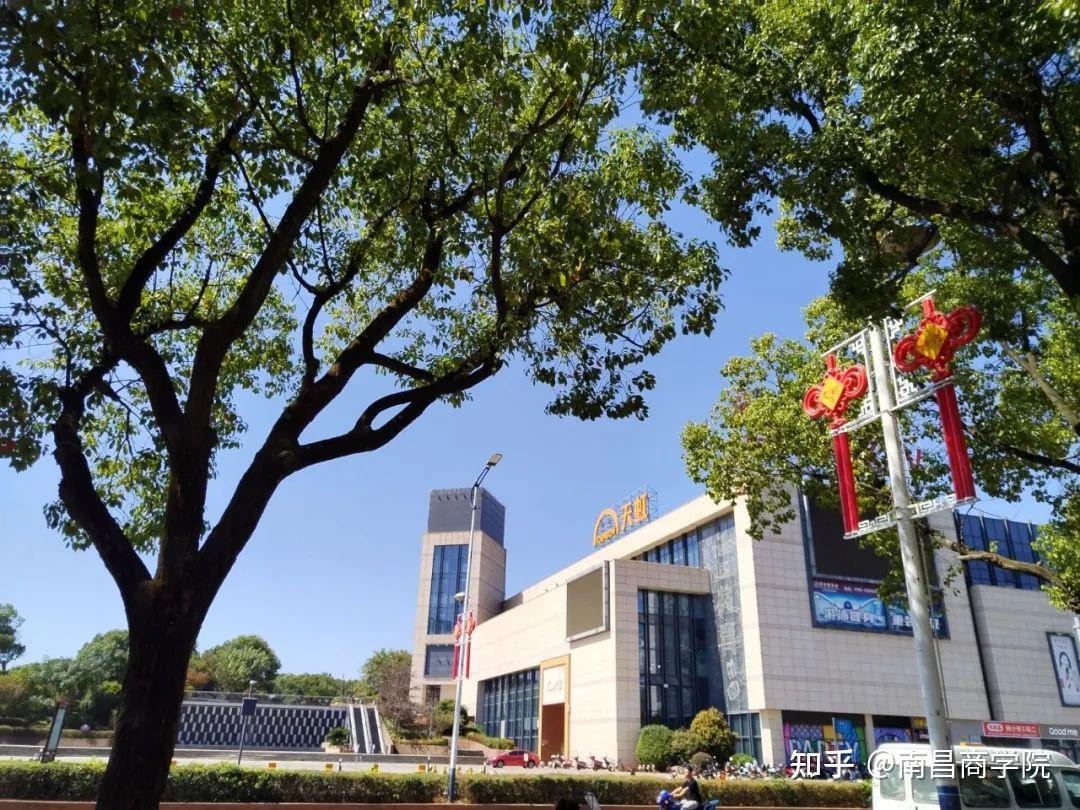 9:30-22:00地点:共青城市高尔夫大道与富华大道交汇处天虹商场路线