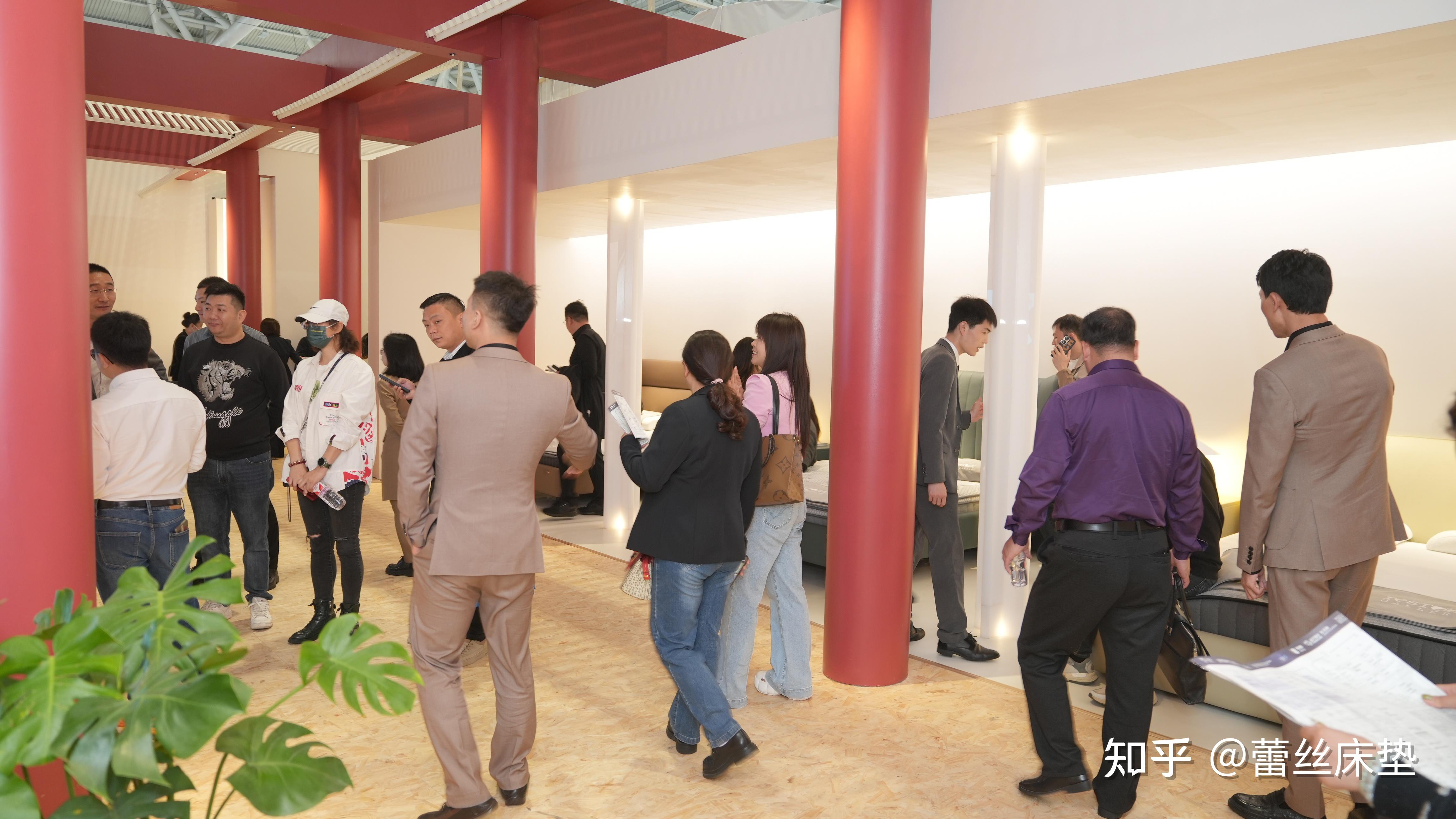 蕾丝床垫精彩亮相深圳设计周暨39届深圳国际家具展,开启她经济睡眠“芯”阶段! - 知乎