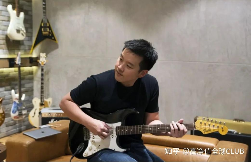 而褪去这些光环的郭孟儒,也不是大家想象中"不好好干就继承家产"的