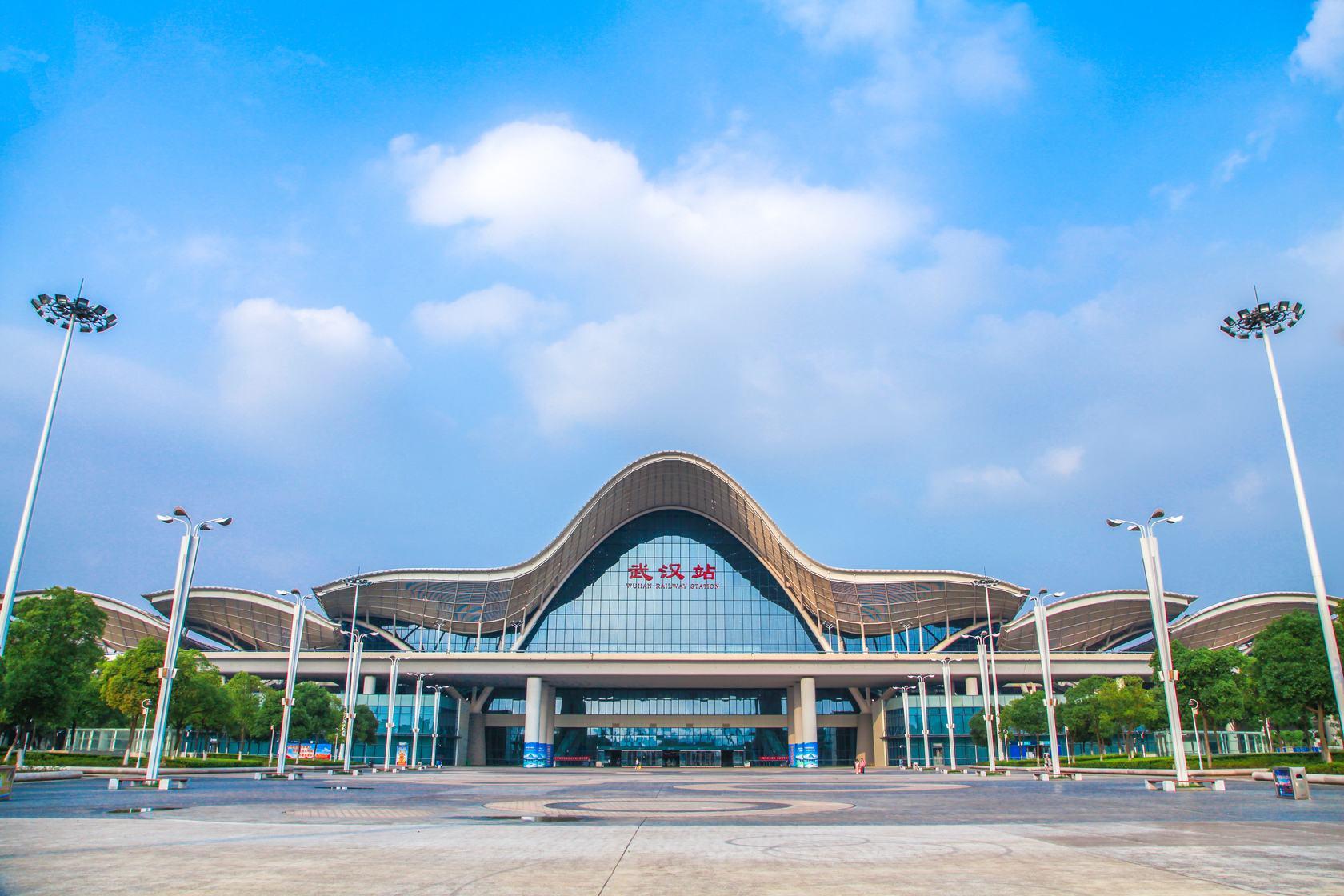 中国十大著名火车站，有一个外媒评选为世界第一_铁路